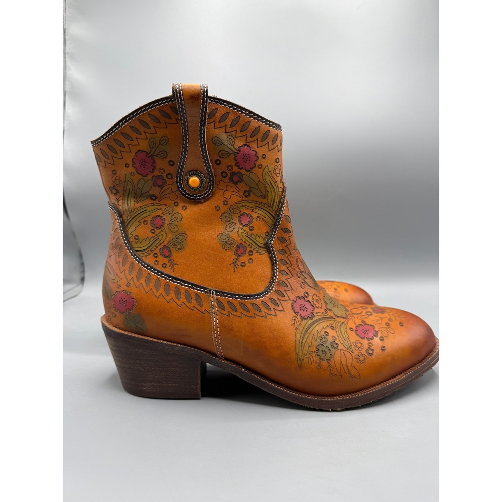 L'Artiste Spring Step Galop-CA Tan Leather Floral Western Ankle Boots Womens 41 - Picture 16 of 16